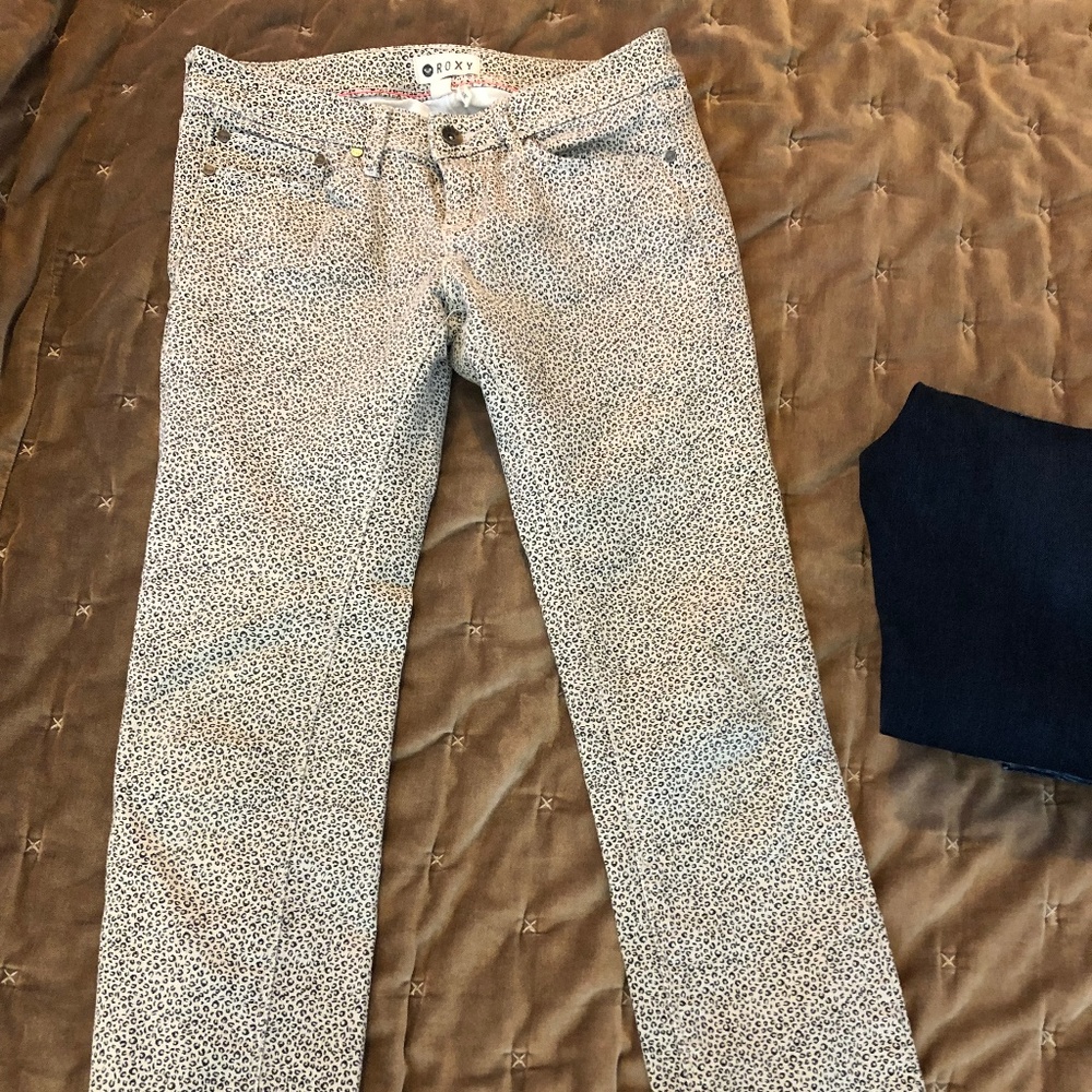 Roxy skinny